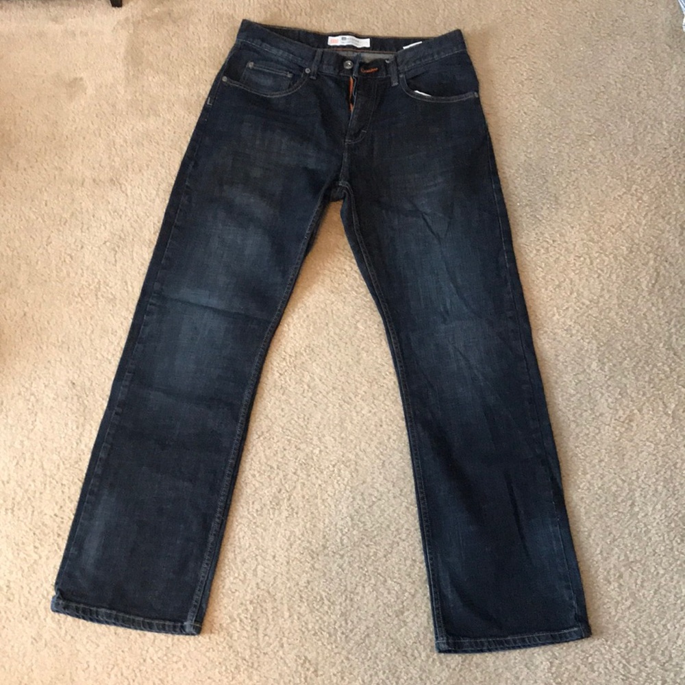 Lee’s Men’s Relaxed Fit Bootcut Jeans. Size 32x32